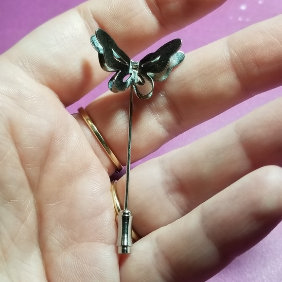 Vintage butterfly stick pin brooch silver tone insect stickpin moth insect bug - Picture 11 of 11